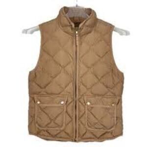 J.Crew Excursion Quilted Down Vest size XXS in Camel Hiking Outdoors Cozy